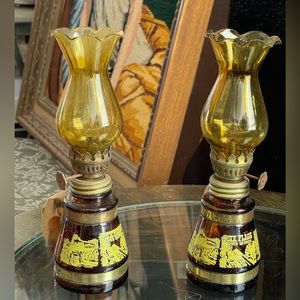 (2) Farmhouse Vintage Oil Lamps